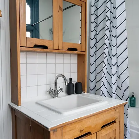 Chiswick 4 Bed Victorian Townhouse Minutes To Tube London