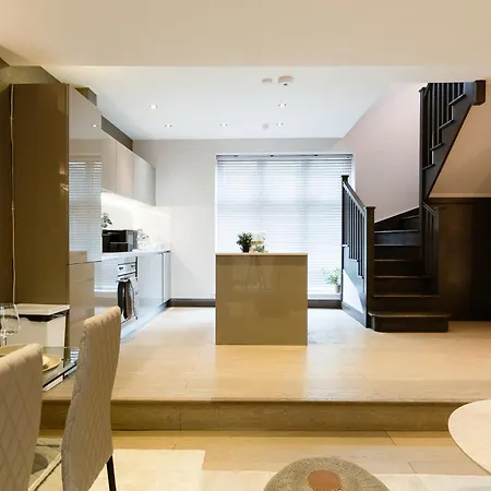 2bed House With Private Garden Holiday home *