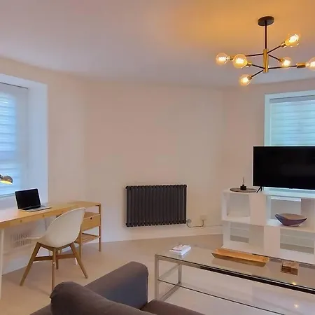 Apartment Bijou White Hart Lane *