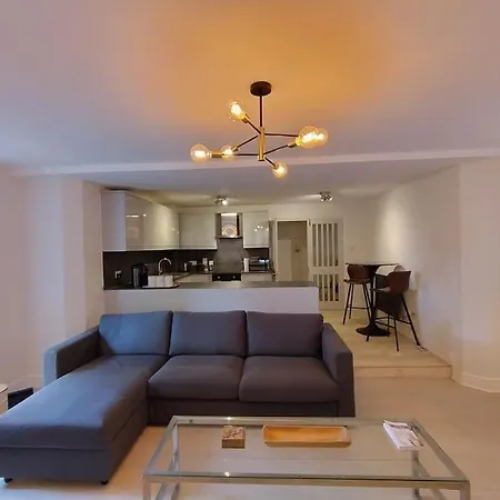 Apartment Bijou White Hart Lane *