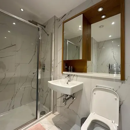 Apartment Hanger Lane Luxury Perivale