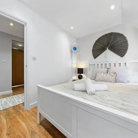 3 Bdr Flat In Mayfair Haymarket Central Hy4