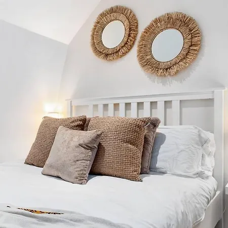 3 Bdr Flat In Mayfair Haymarket Central Hy4 London