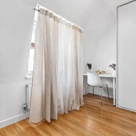 3 Bdr Flat In Mayfair Haymarket Central Hy4 Apartment London