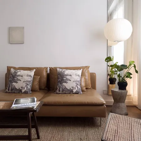 Tranquil Oasis W 100inch Cinema & Hammock, By The Design Traveller * London