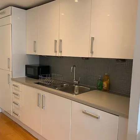 2 Bed Apt, Hoxton, Canal Views * London