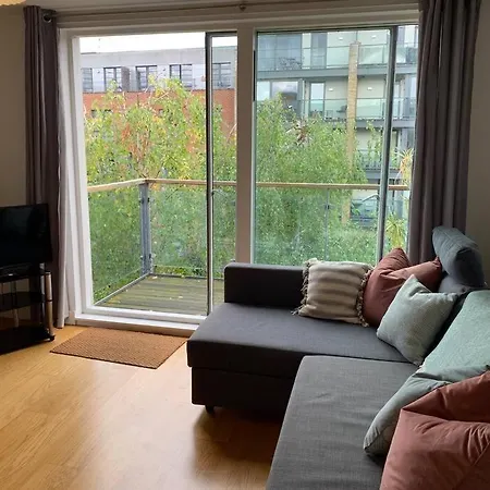 2 Bed Apt, Hoxton, Canal Views