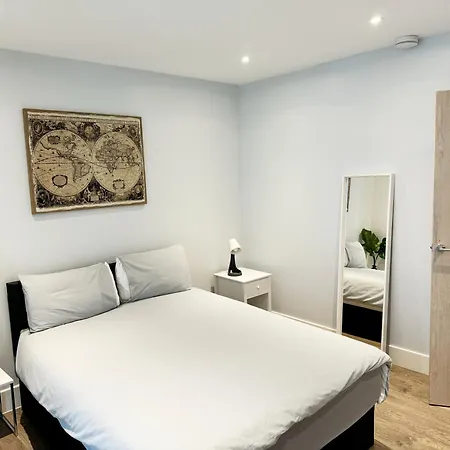 Elegant Luxury * London