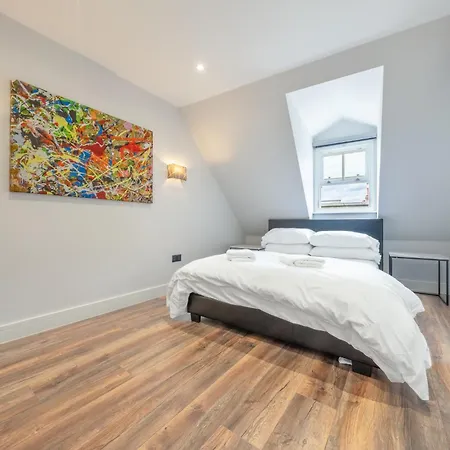 Apartment 7 - West Brand New Loft *