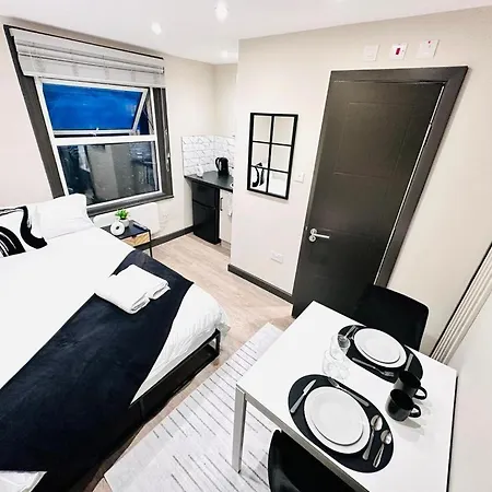 1 Like A Aparthotel *