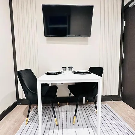 1 Like A Aparthotel London