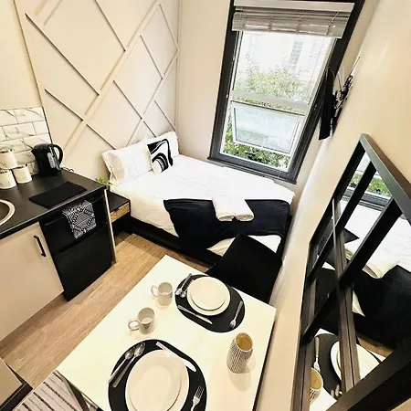 1 Like A Aparthotel