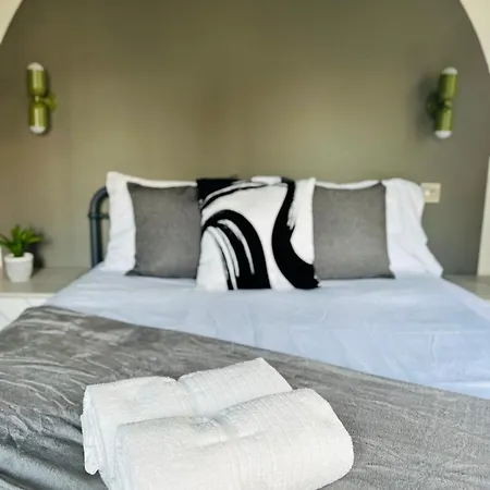 Boutique Ensuite Like Апарт-отель Лондон
