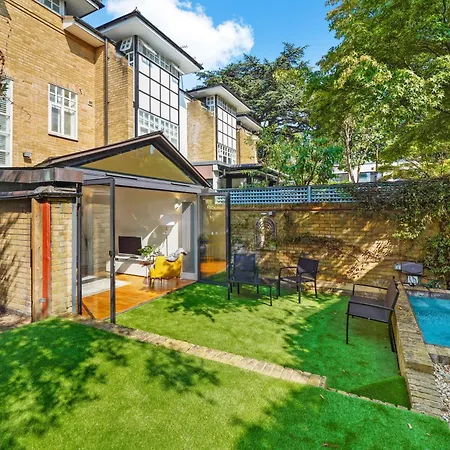 3 Bedroom Mews - Clapham Common - Free Private Parking - Sleeps 5 - Newly Refurbished - Sweetpea & Pillow * Londres