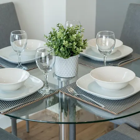 Skyvillion: Riverside With Views * London