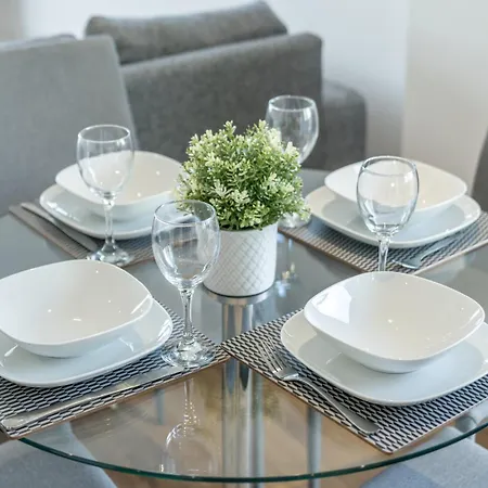 Apartment Skyvillion: Riverside With Views *