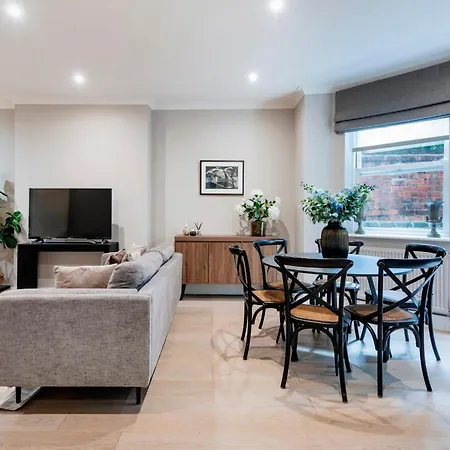 Hampstead Garden Flat-hosted By Sweetstay Apartament Londyn
