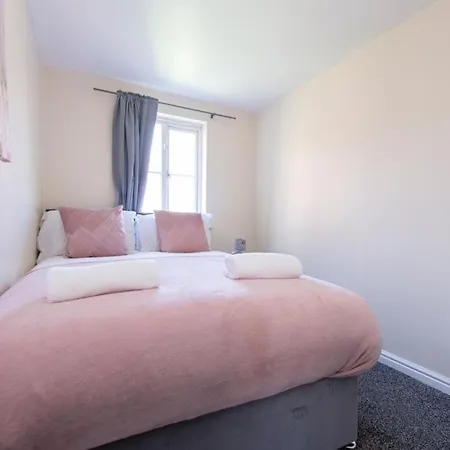 Apartment Modern 2 Bed 4 Separate Beds In Thamesmead *