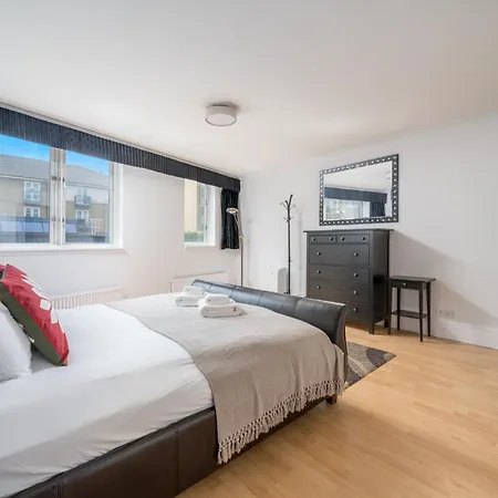 Luxury St Johns Wood 2-bed With 24hr Concierge