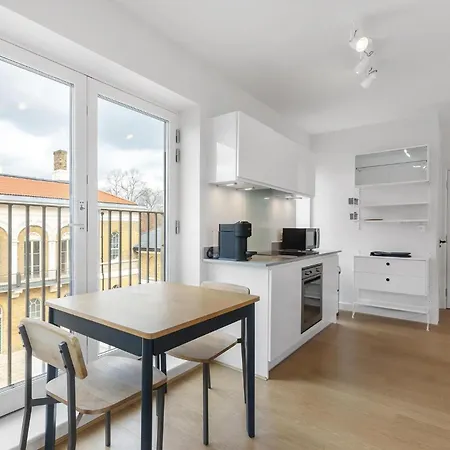Apartment Designer 2bed 3bath Duplex - 20mins2central London! London