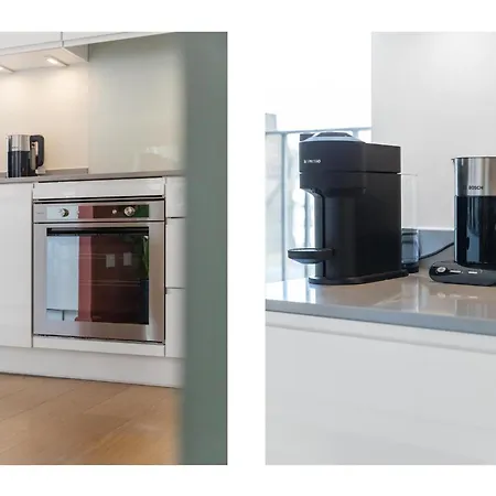 Apartment Designer 2bed 3bath Duplex - 20mins2central London!