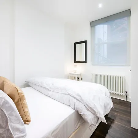 High End Two Bedroom Apartment, Covent Garden *