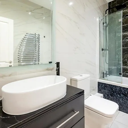Apartment High End Two Bedroom Apartment, Covent Garden
