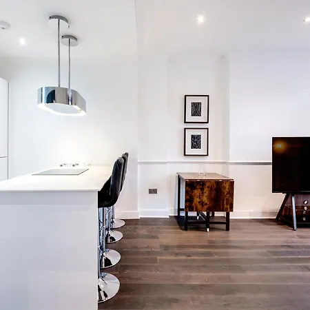 Apartment High End Two Bedroom Apartment, Covent Garden *