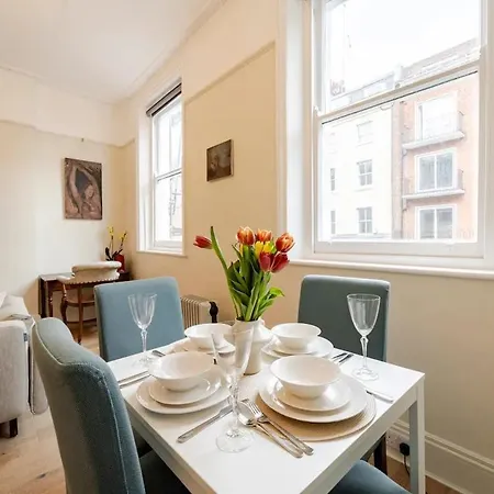 Crawford Street Studio, By The Design Traveller * London