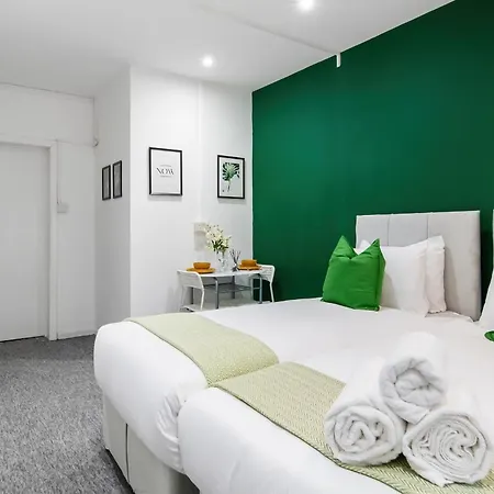 Livestay Affordable En-suite Studio In London, N14 Guest house East Barnet