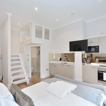 The Soho Mandeville *