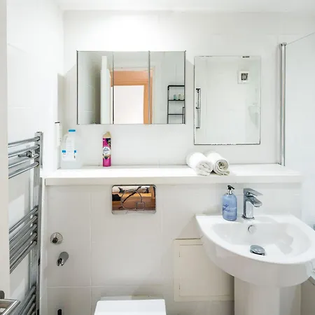 Apartment Cozy 1 Bedroom / Gloucester Road / Kensington *