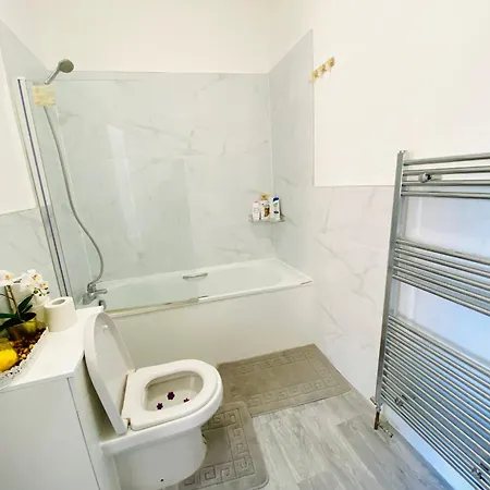 Luxury Morden 4 Bedroom Flats Which Will Make Unforgettable Apartment