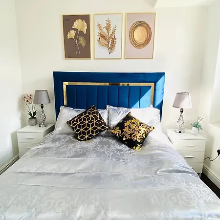 Apartment Luxury Morden 4 Bedroom Flats Which Will Make Unforgettable
