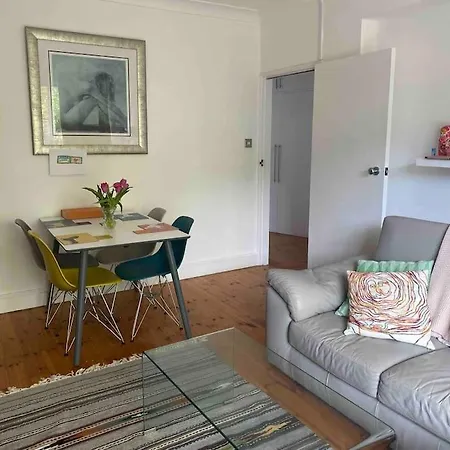 A Spacious, Comfortable For 4 Ppl In London, Zone 2 Apartment London