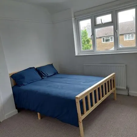 Lovely 3 Bed Terraced Family House Kew
