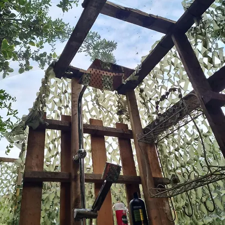 Cosy With Free Parking Near London *
