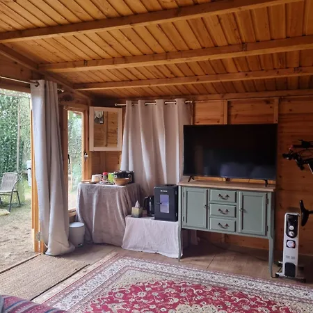 Holiday home Cosy With Free Parking Near London Ilford