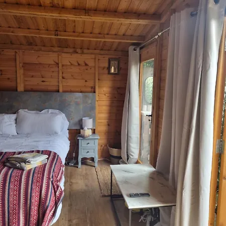 Cosy With Free Parking Near London Ilford