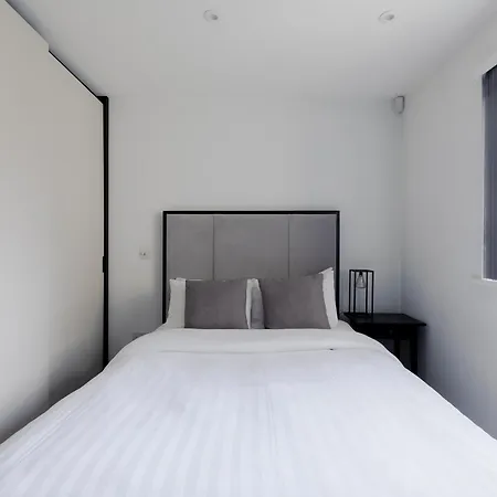 Stayinn Aldgate Appartement *