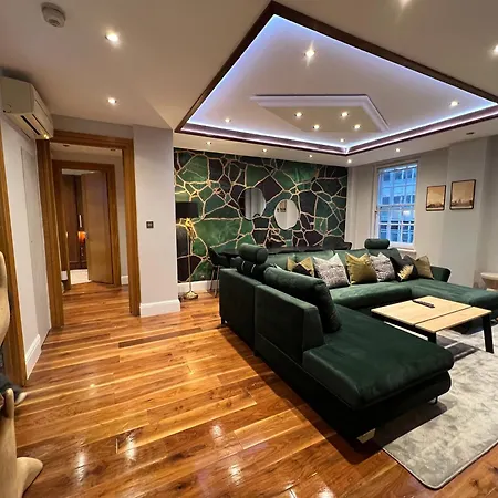 Apartment Luxe - Hyde Park - 2bed 3bath A/c + Lift