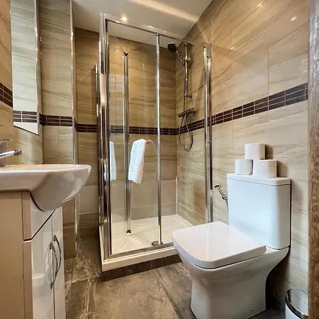 Luxe - Hyde Park - 2bed 3bath A/c + Lift Apartment