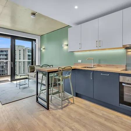 Mysquare State-of-the-art 1 Bedroom Near Wembley Park Apartment