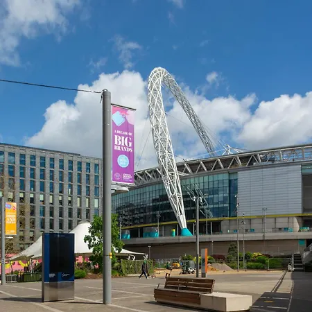 Mysquare State-of-the-art 1 Bedroom Near Wembley Park Apartment *
