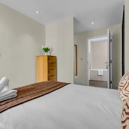 Apartment Mysquare State-of-the-art 1 Bedroom Near Wembley Park London