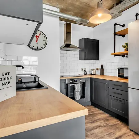 Mysquare State-of-the-art 1 Bedroom Near Wembley Park Apartment London