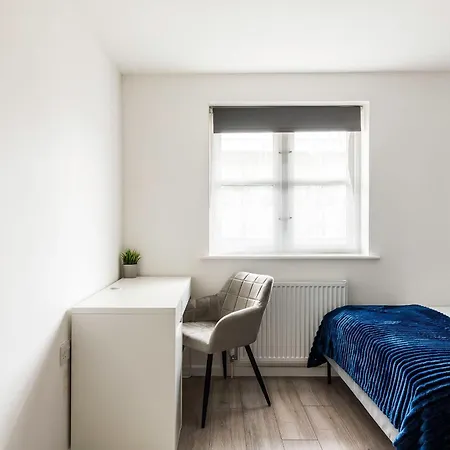 Finsbury Park Retreat Modern Comfort Apartment *