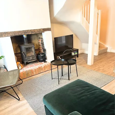 Apartment Countryside 2 Bed Cottage- Aylesbury
