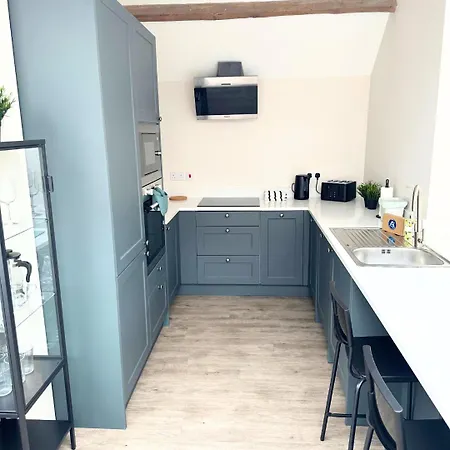 Apartment Countryside 2 Bed Cottage- Aylesbury