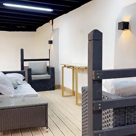 The Lux Ville, Stunning 6 Bedroom In London Plumstead (Greater London)